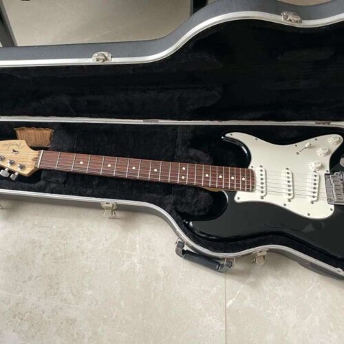 2007 Fender Stratocaster Black -        Stratocaster