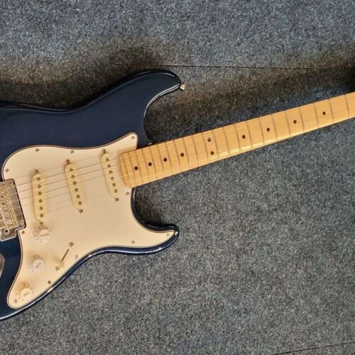 Fender Stratocaster Reverse Headstock Ocean Blue -        Stratocaster