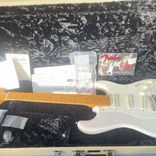 2005 - Present Fender Eric Johnson Stratocaster with Maple Fre... -        Stratocaster