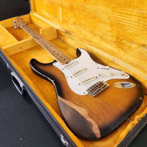 1990s Fender American Vintage '57 Stratocaster 2-Color Sunburst -        Stratocaster