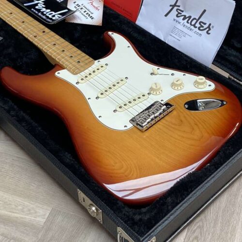 2013 Fender American Standard Stratocaster Sienna Sunburst -        Stratocaster