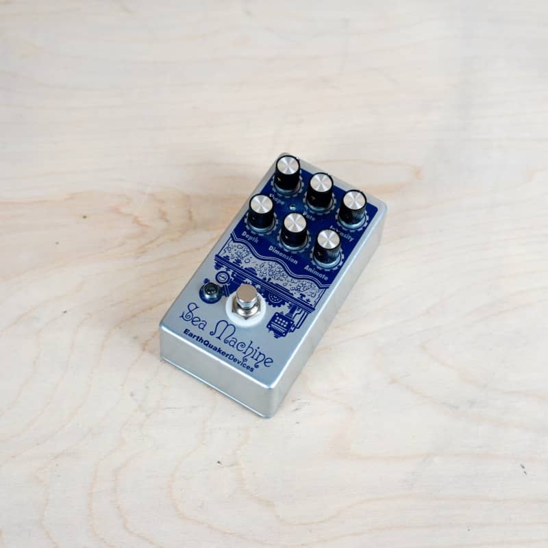 used 2015-2017 EarthQuaker Devices Sea Machine Super Chorus V2 Silv... - Effect Pedal