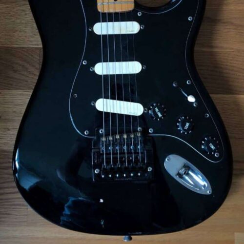 1983-1984 Squier JV Stratocaster black -        Stratocaster