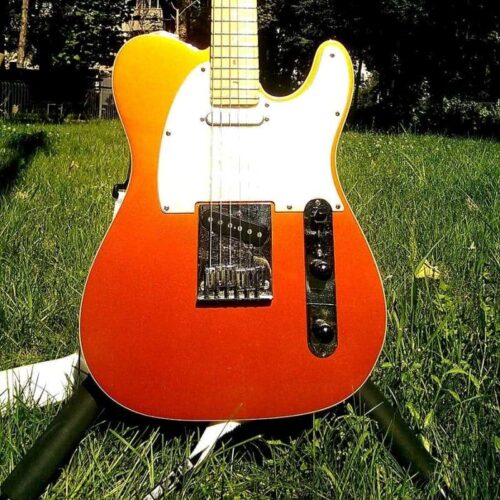 2004 - 2006 Fender American Deluxe Telecaster with Maple Fretb... -        Telecaster