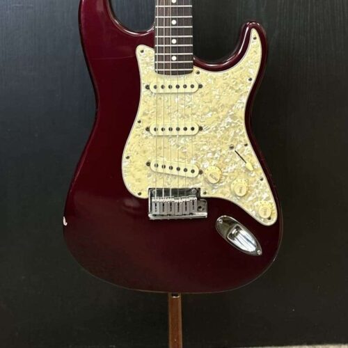 1993 Fender Stratocaster Plus Midnight Wine -        Stratocaster