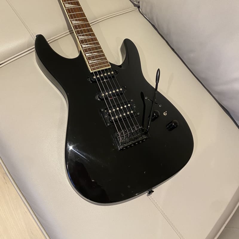 Aria Excel Super Strat Black - £145 used Guitar