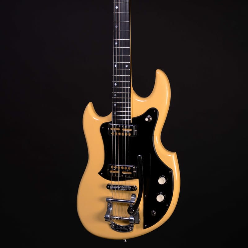 2023 Hammett Guitar Co. Reverse Nazar TV. Yellow – £2200 new Guitar