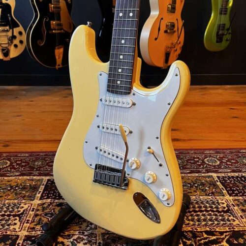 1996 Fender Stratocaster Deluxe Vintage Blonde -        Stratocaster