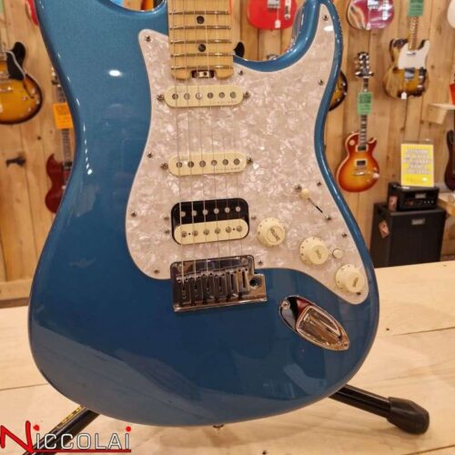 2017 Fender American Elite Stratocaster HSS ShawBucker Ocean T... -        Stratocaster