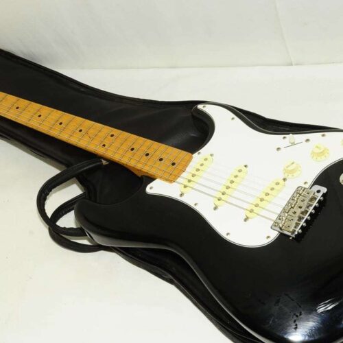 Fender Stratocaster Black -        Stratocaster