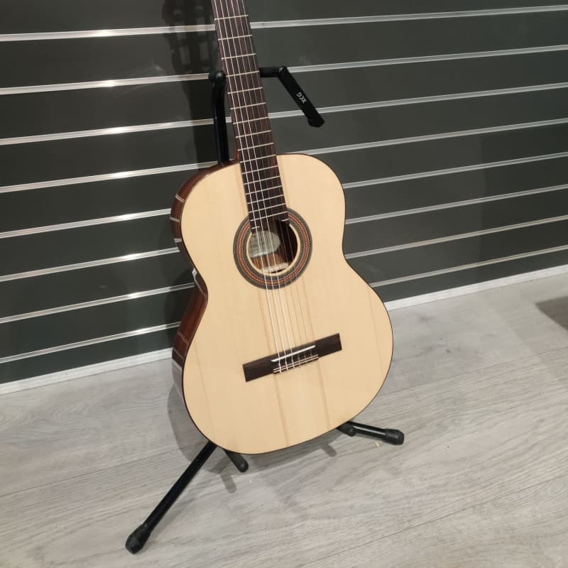 Kremona Fiesta F65S Gloss - £329 used Guitar