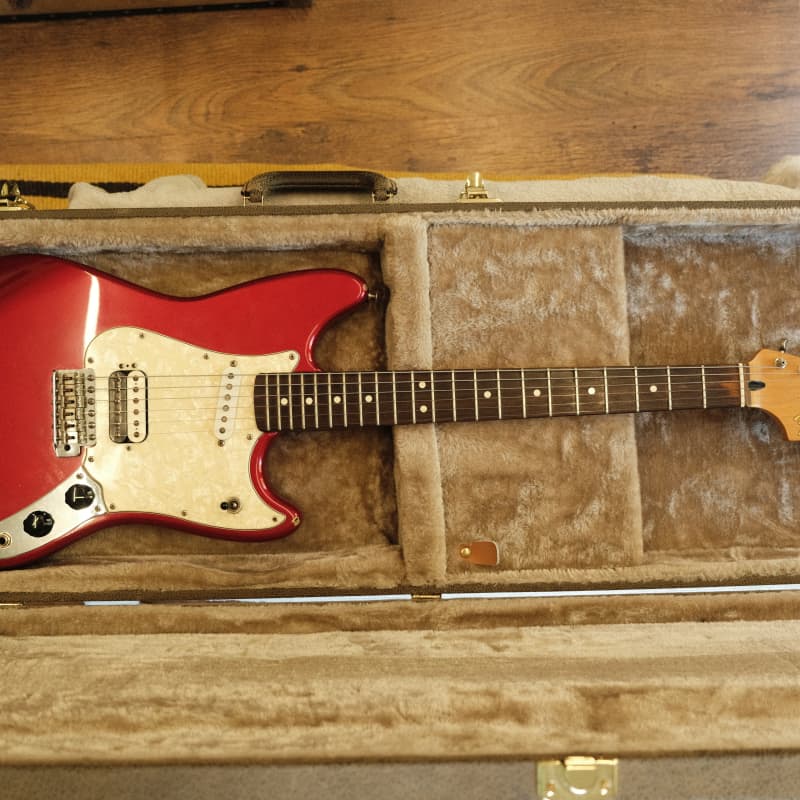 2001 Fender Deluxe Series Cyclone Candy Apple Red - £875 used Guitar