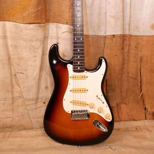 1986 Fender '62 Reissue Stratocaster MIJ Sunburst -        Stratocaster