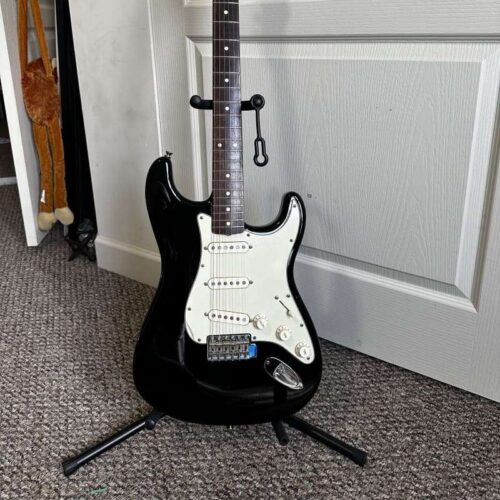 2000 Fender Classic Series 60s Stratocaster Black -        Stratocaster