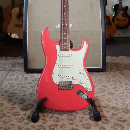 2013 Fender 63' Stratocaster Relic faded red -        Stratocaster