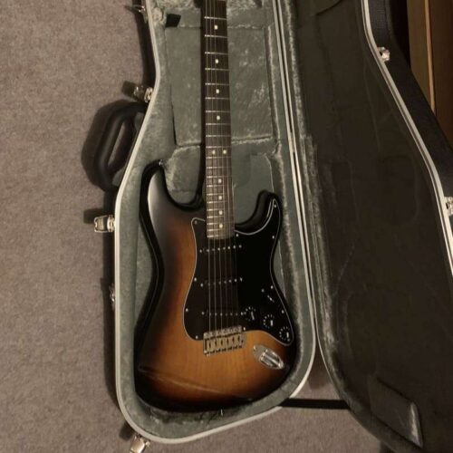 2015 - 2018 Fender American Special Stratocaster with Rosewood... -        Stratocaster