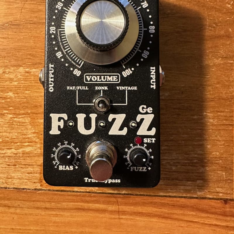 used 2021 King Tone Guitar MiniFuzz GE Black - Effect Pedal