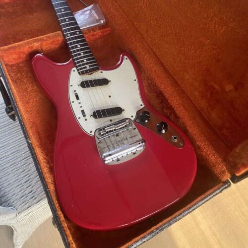 1966 Fender Mustang Original Vintage Guitar Dakota Red -         Vintage Guitar