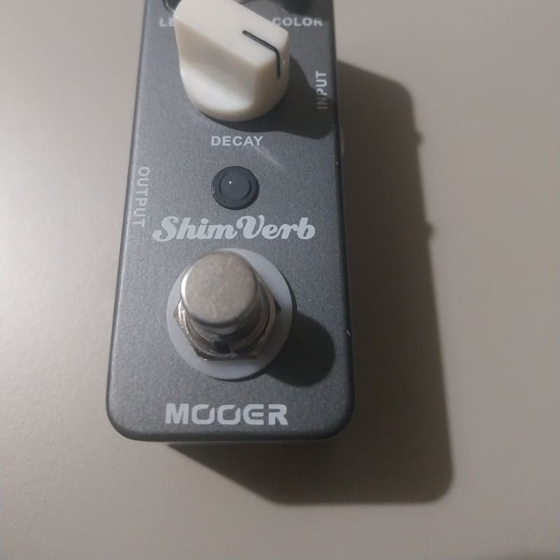 used 2010s Mooer Shimverb Grey - Effect Pedal