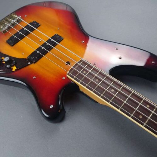 60`s Yamaha SuperBass Sunburst -            Analogue