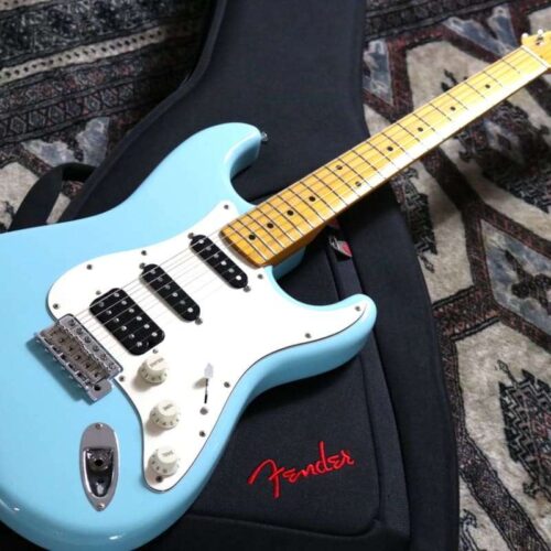 2012 Fender Modified SSH Stratocaster Daphne Blue 2012 w/ Mont... -        Stratocaster