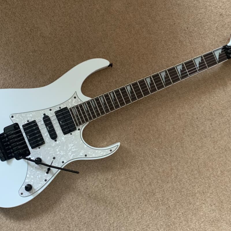 Ibanez RG350DX Electric Guitar in White White - £399 used Guitar