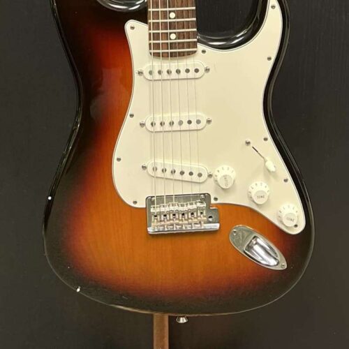 2008 Fender Stratocaster 3 Tone Sunburst -        Stratocaster