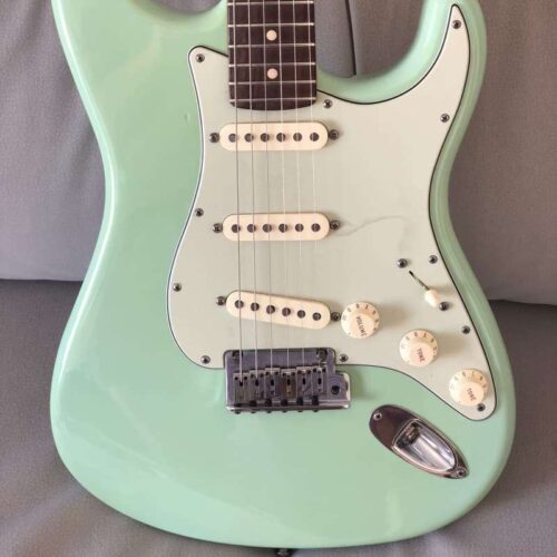 2010 Fender Custom Shop Custom Deluxe Stratocaster Sea Foam Green -       Custom Shop Stratocaster