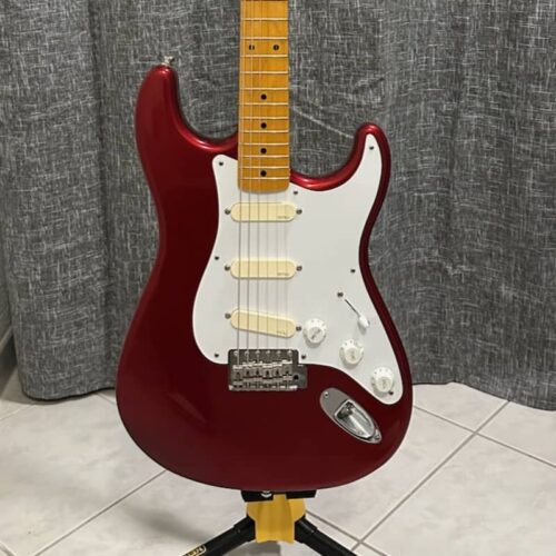 2010-2020 Fender Stratocaster Candy Apple Red -        Stratocaster