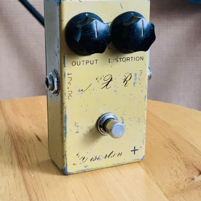 used 1973 - 1975 MXR MX-104 Script Distortion + Yellow - Effect Pedal