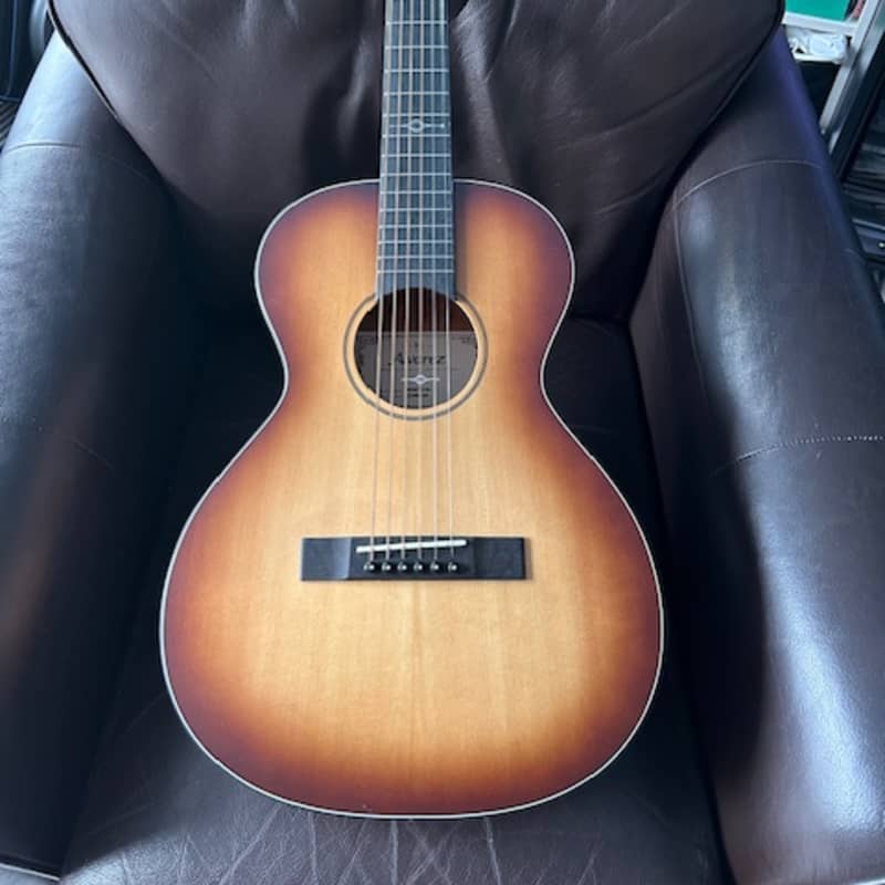 2020s Alvarez Delta DeLite Shadowburst - £285 used Guitar