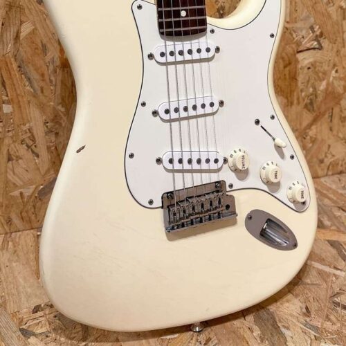 2012 Fender American Standard Stratocaster with Rosewood Fretb... -        Stratocaster