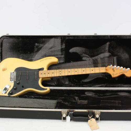 1979 Fender Stratocaster White -        Stratocaster