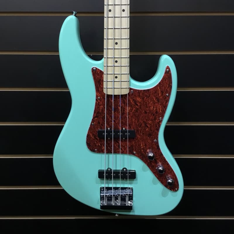 Gear4music LA-II Seafoam Green - £109 used Guitar