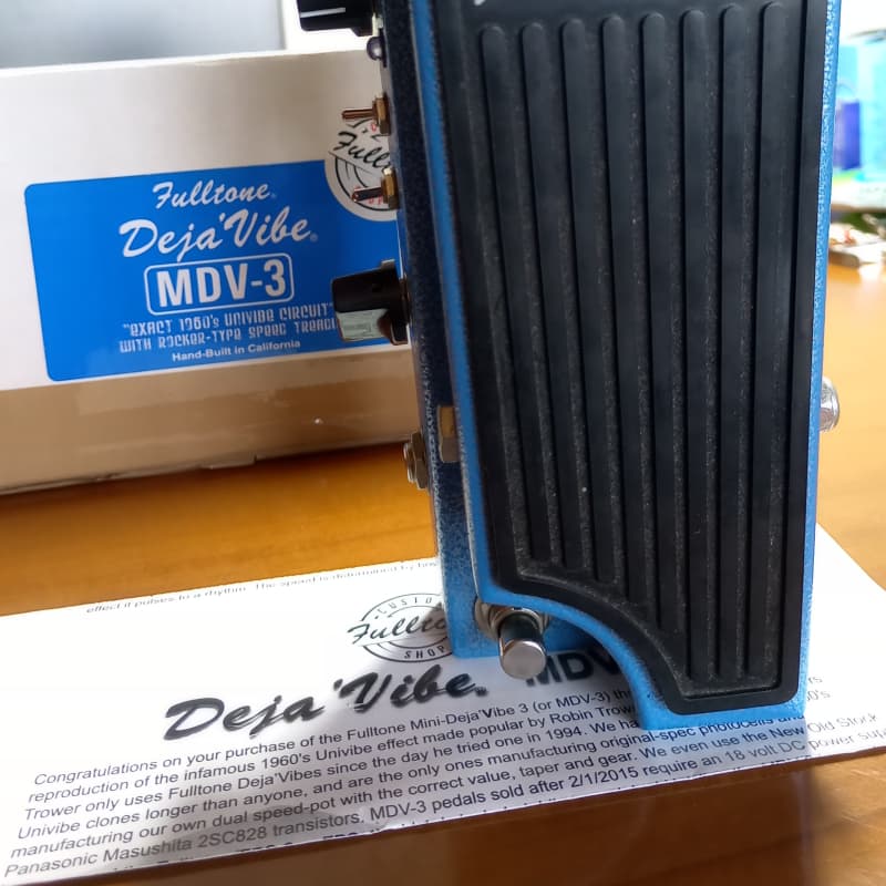 used 2015 Fulltone Mini Deja Vibe MDV-3 Blue - Effect Pedal