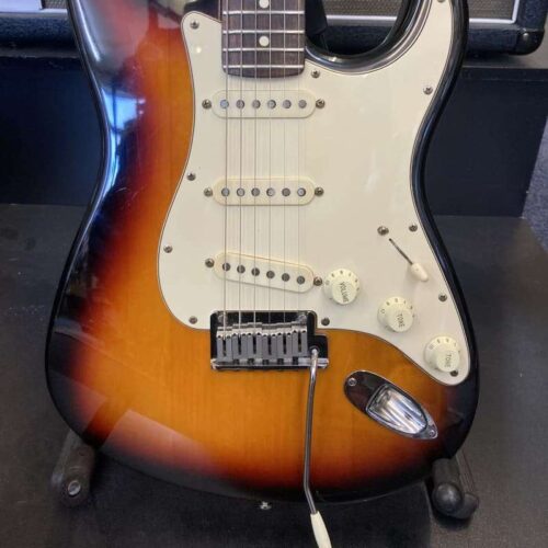 1991 Fender USA Stratocaster Sunburst -        Stratocaster