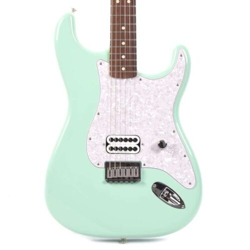 Fender Tom DeLonge Stratocaster Surf Green -        Stratocaster