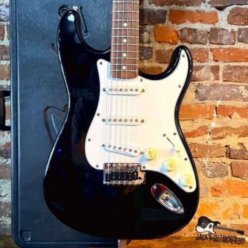 2010s Fender Stratocaster Standard -        Stratocaster