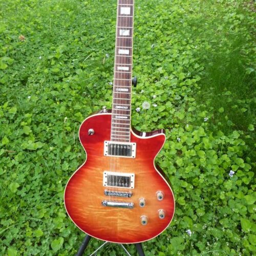 2000 Guild Bluesbird flame top Custom shop Cherry Sunburst -       Custom Shop