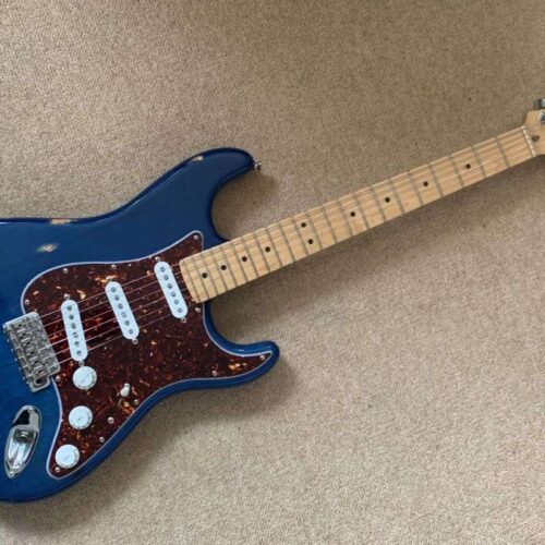 Fender Stratocaster USA Highway One (Trans Blue, Maple) Aged R... -        Stratocaster