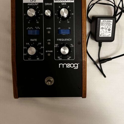 2004 Moog MF-102 Moogerfooger Ring Modulator Black -            Analogue