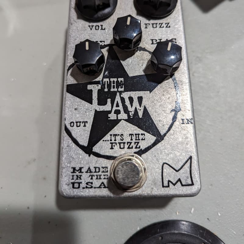 used 2010s Menatone The Law Fuzz Graphic - Effect Pedal