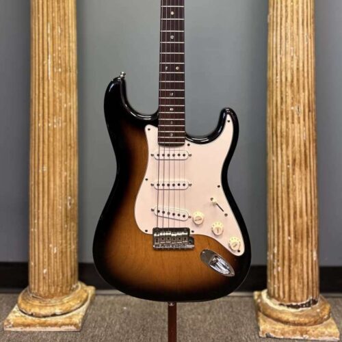 2005 Fender Custom Shop Classic Player Stratocaster 2 Tone Sun... -       Custom Shop Stratocaster