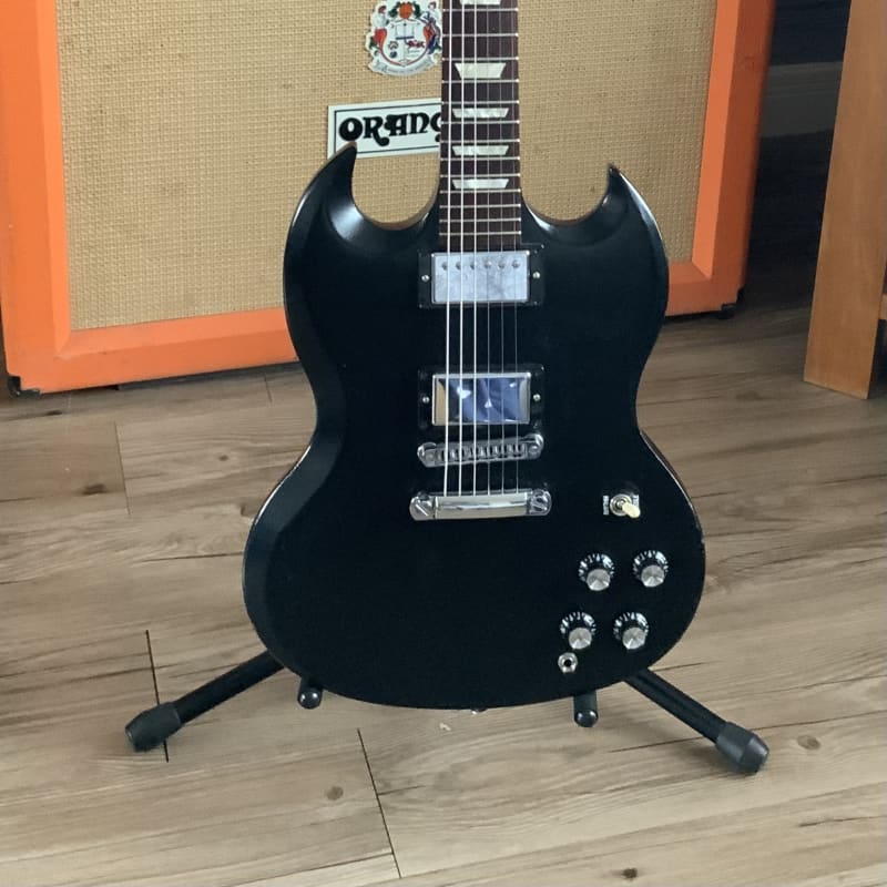 2011 - 2012 Gibson SG Special Ebony - £1150 used Guitar