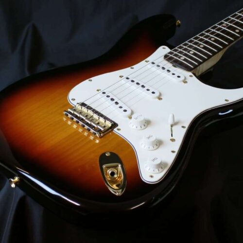 Fender Custom Shop Robert Cray Signature Stratocaster Sunburst -       Custom Shop Stratocaster