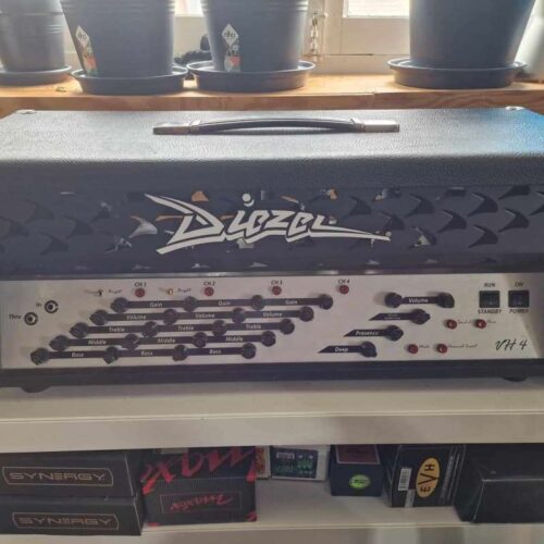 1994 - 2019 Diezel VH4 4-Channel 100-Watt Guitar Amp Head Black -        Amp Head