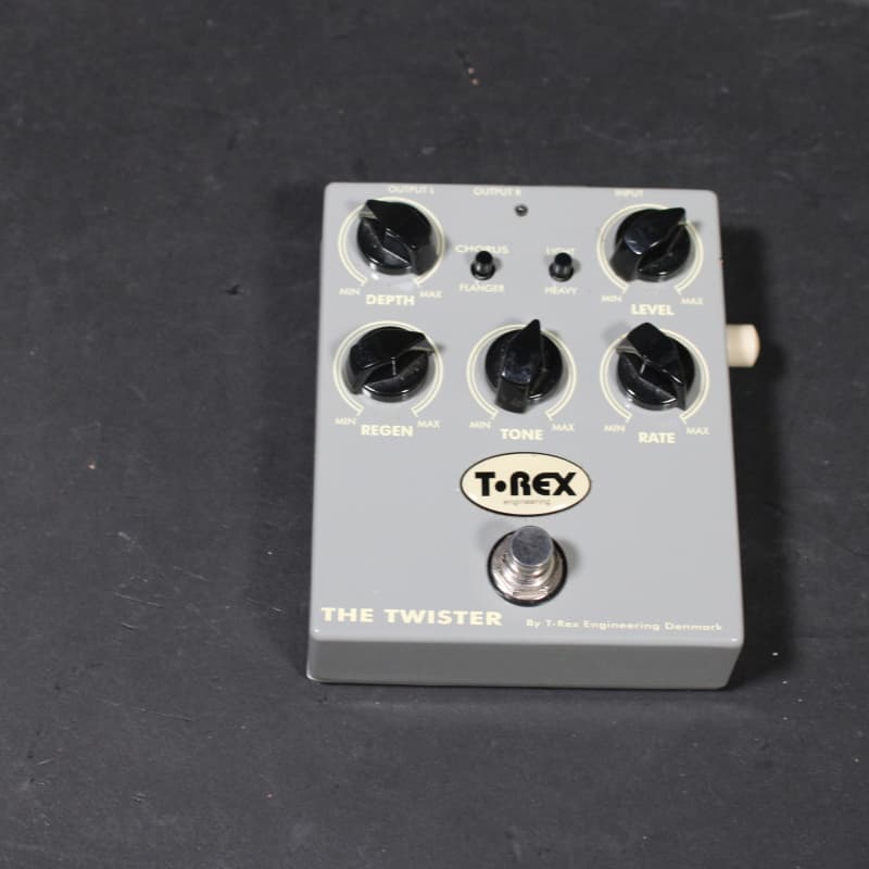 used 2010s T-Rex Twister Chorus & Flanger Gray - Effect Pedal