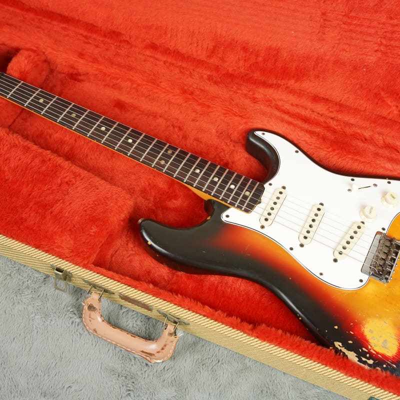 1966 Fender Stratocaster Hardtail Sunburst - £7695 used Guitar