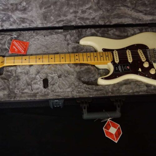 Fender AM Pro 11 Left Hand Stratocaster Olympic White -        Stratocaster