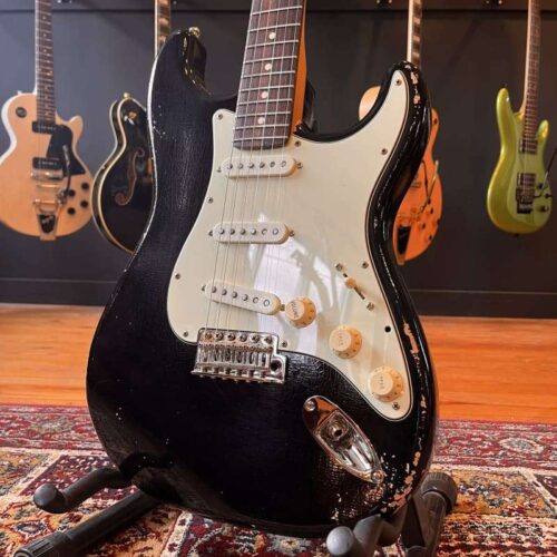 1997 Fender Custom Stratocaster - Relic Relic d Black -        Stratocaster